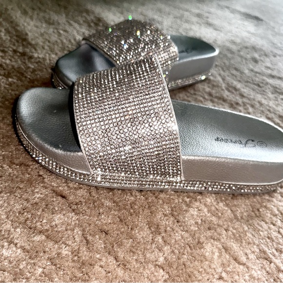 Silver Rhinestone Open Toe Slides / Sandals - Picture 2 of 6